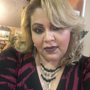 Meet your Posher, Reyna